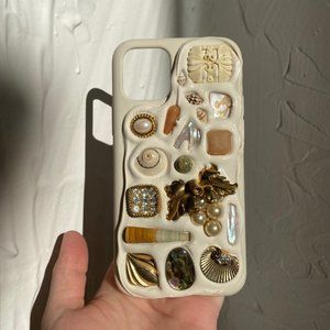 Memor Studio iPhone 11 Pro Luxe Case in Sand